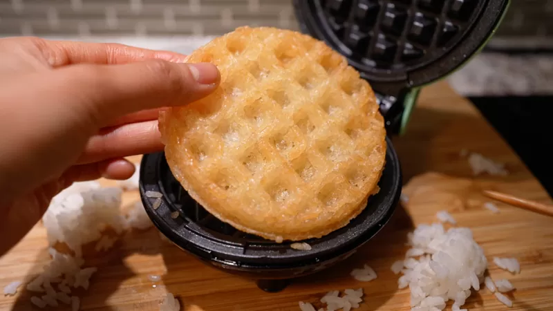 Crispy Sushi Waffle